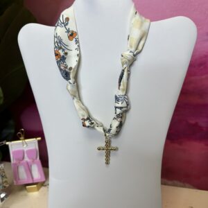 Charmé Silk Wrap Necklace - Beige\Navy