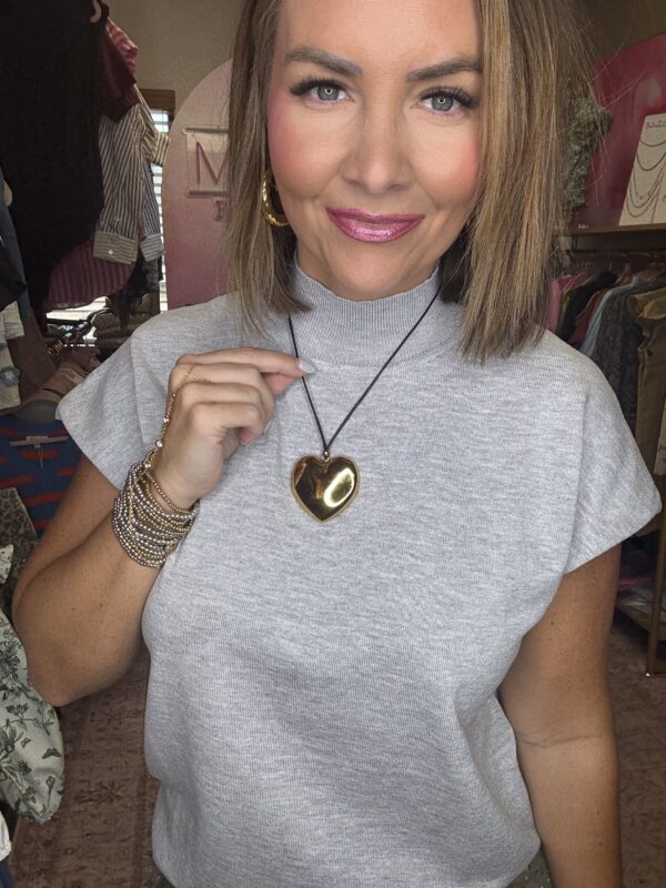 Golden Heart Pendant Necklace - Image 3