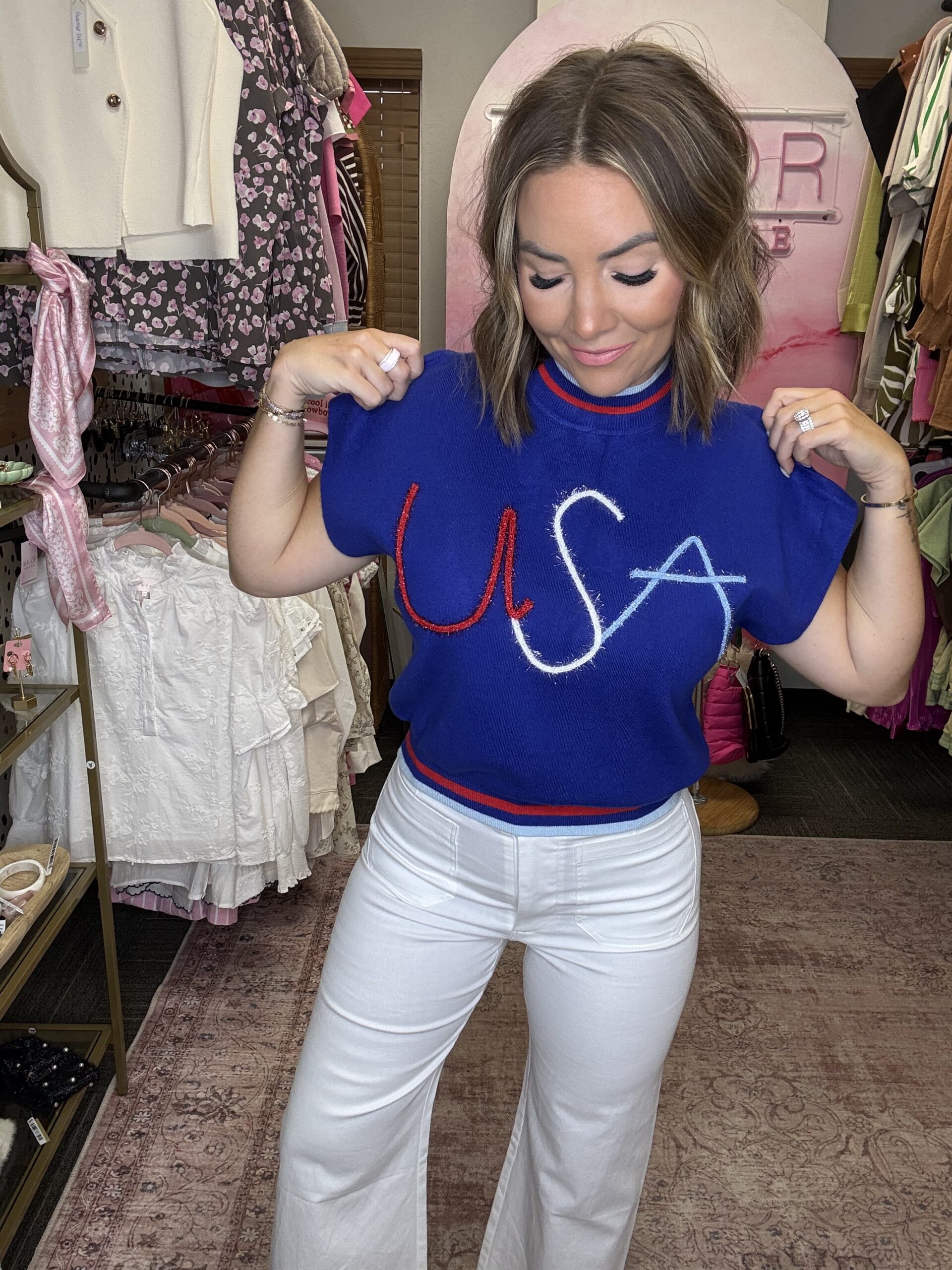 Party In The USA - Image 3