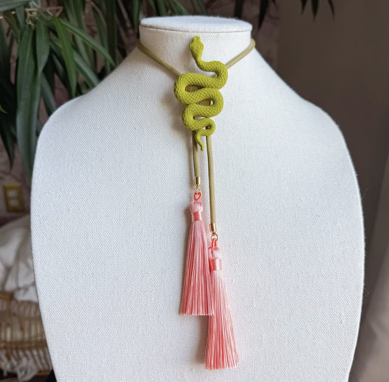 Snake Bolo Olive Green with Bronze & Peach