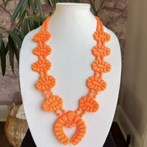 Golden Hour Necklace in Orange Twist